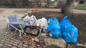 Litter picked in Victoria Park